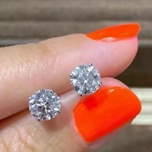 18K White Gold 7mm Diamond Stud Earrings